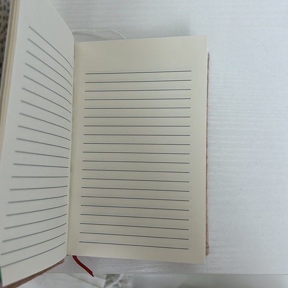 Notebook/planner - Picture 2 of 2